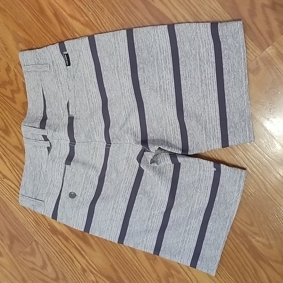 Volcom shorts‎ size 27 - Picture 5 of 10